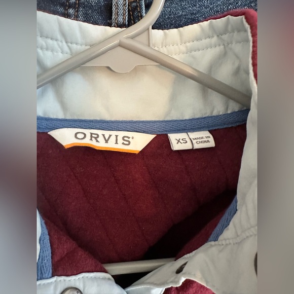 Orvis Women’s XS Quilted 1/4 Snap Pullover Sweatshirt Sangria - Picture 4 of 5